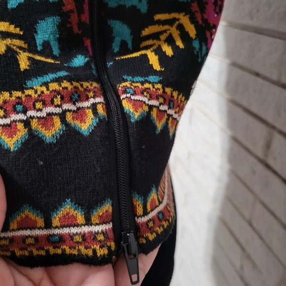 Romeo & Juliet Couture sz L boho colorful floral sweater - Picture 6 of 12